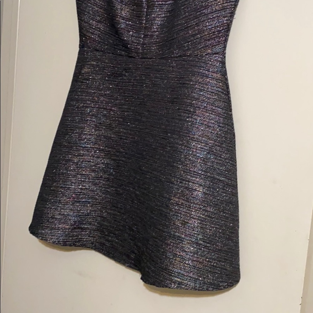 Beautiful cocktail dress 👗 - Picture 3 of 4